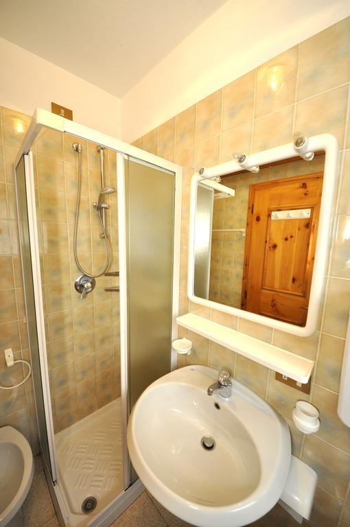 Rinaldo Apartments In Baita Pierin Ливиньо Экстерьер фото